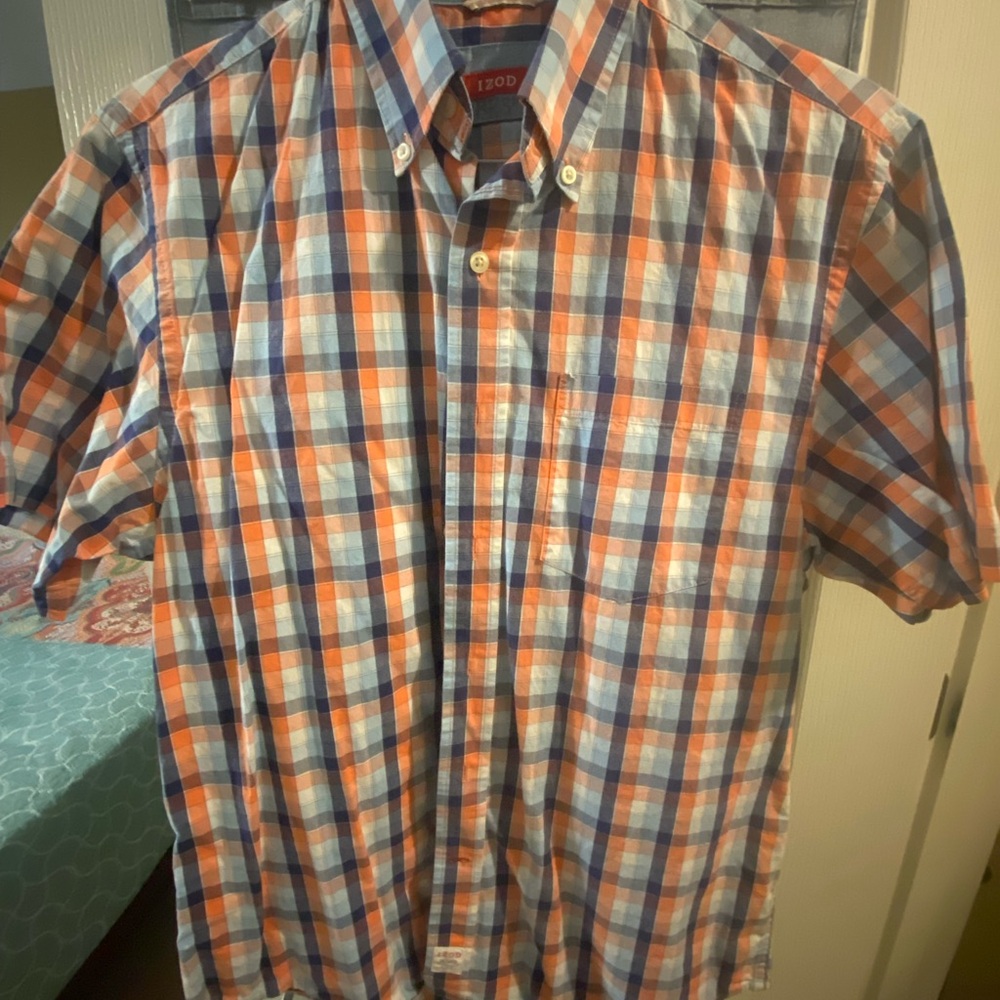 IZOD Blue/orange plaid Short Sleeve Shirt, tag reads L, looks like a boys large